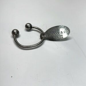 Tiffany and Co Oval Screwball Key Ring